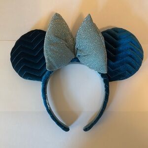 Disney Parks Azul Minnie Ears